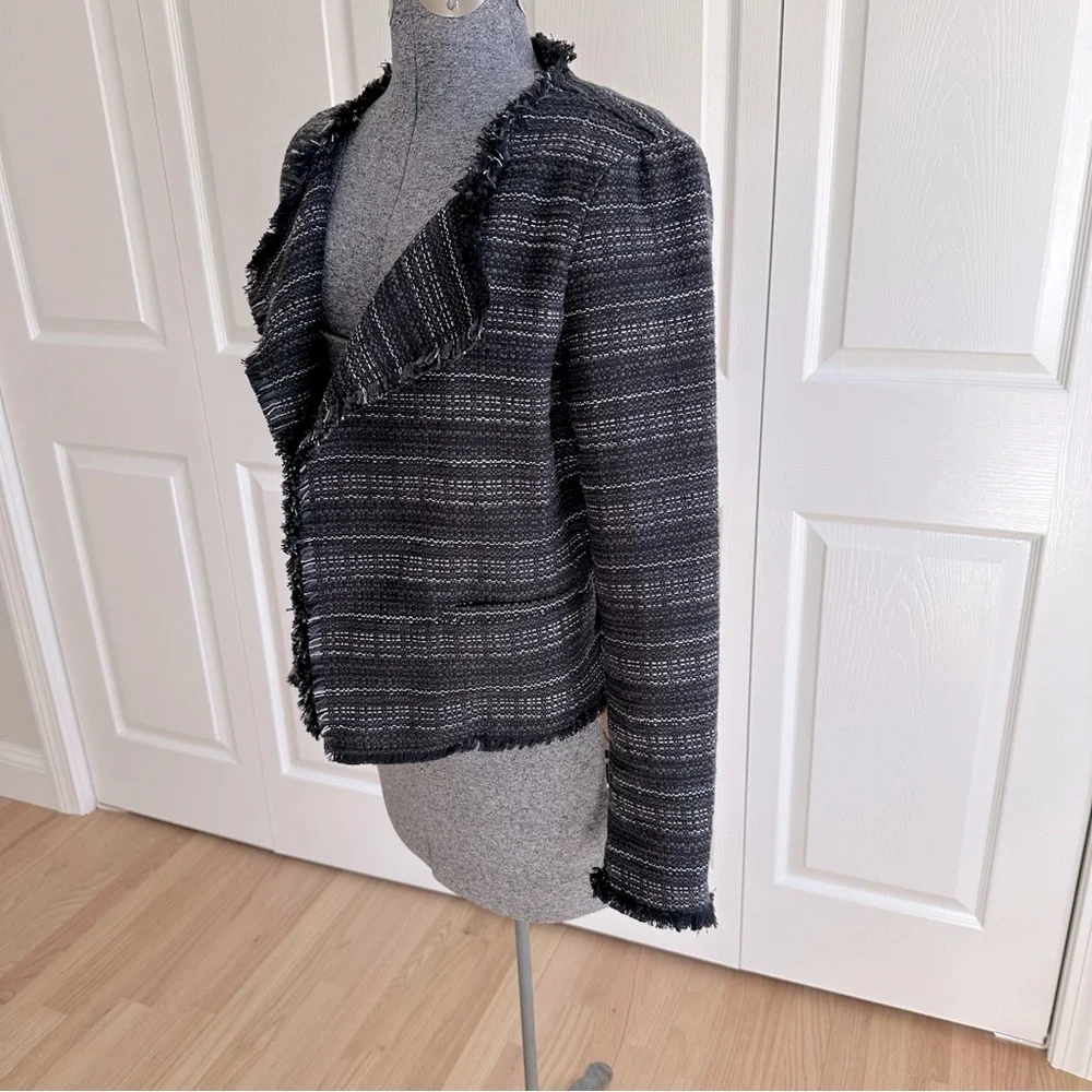 Jacket - Picture 2 of 6